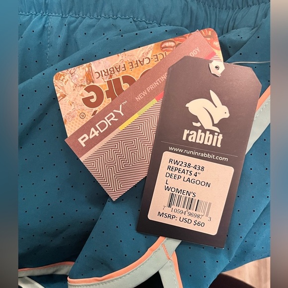 Women's rabbit repeats 2" running shorts - Picture 3 of 5